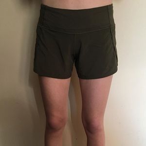 lululemon run times short, 4”